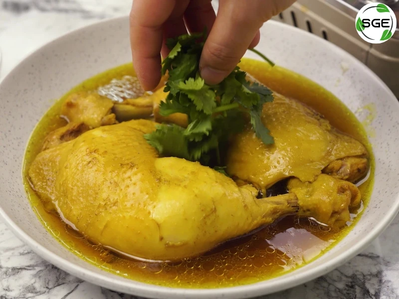 วิธีทำไก่ต้มน้ำปลา ไก่ต้มน้ำปลา thai chicken with fish sauce